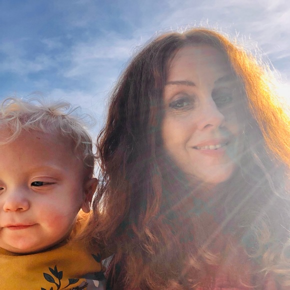 Meet your Posher, Sonja - Picture 2 of 3